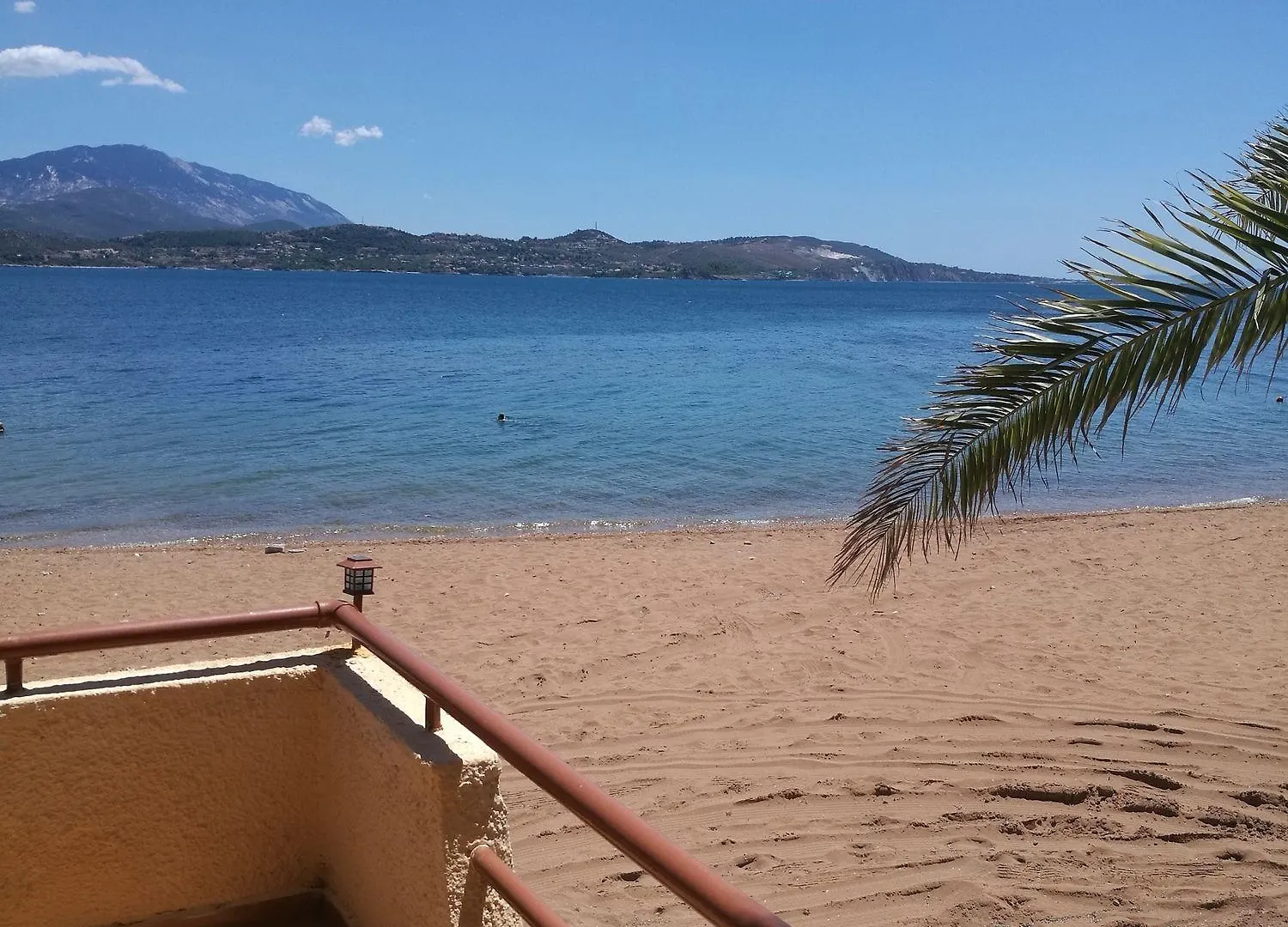 Alekos Beach Houses-Amalia Villas 里科索翁 公寓